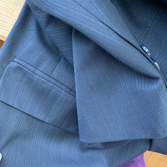 Navy suit - Picture 2 of 6